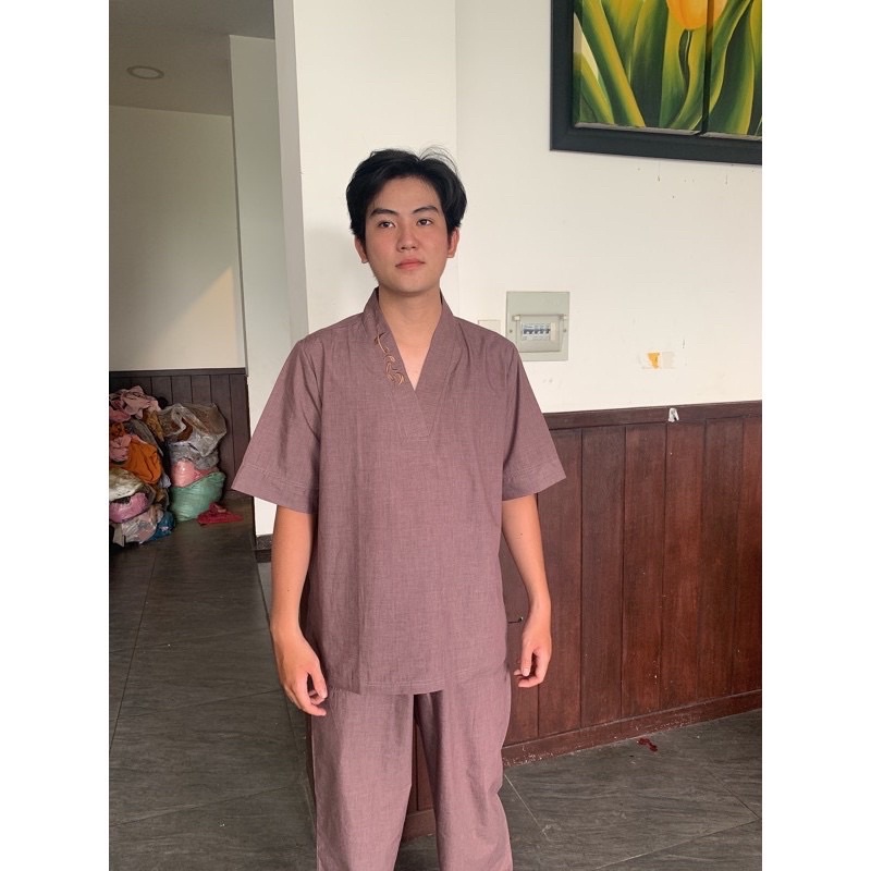 Đồ đi chùa nam-Mẫu cổ V thêu chữ