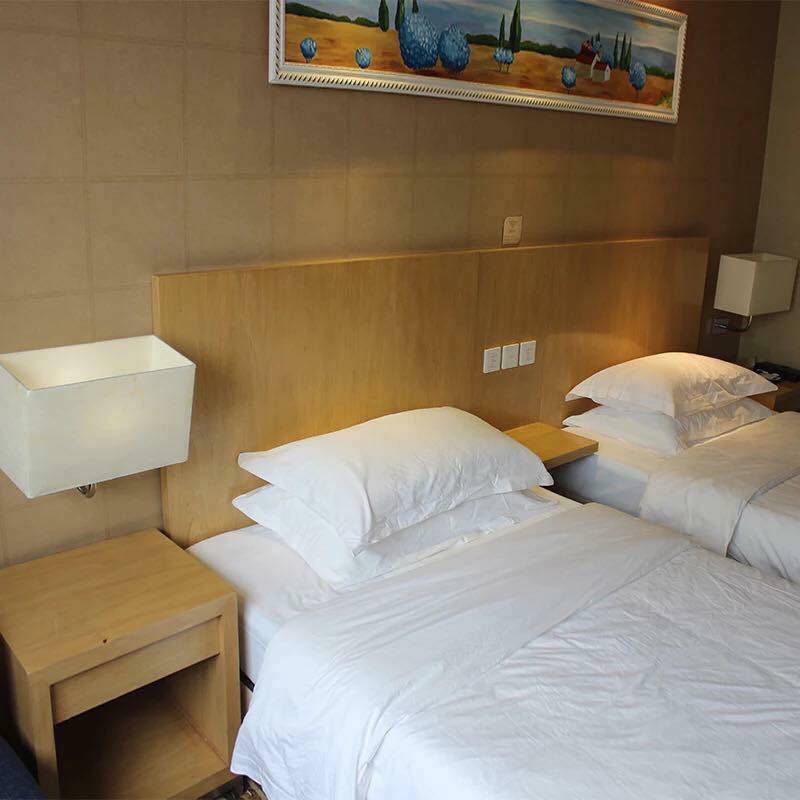 Bộ chăn ga gối cotton poly Emmibedding Store - trắng tinh (hàng khách sạn) giá tốt