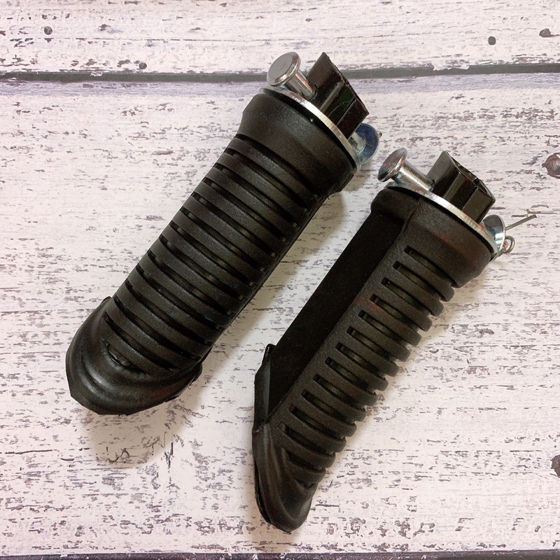 Cặp 2 bên cao su gác chân sau Suzuki, gác chân xếp sau xe Su