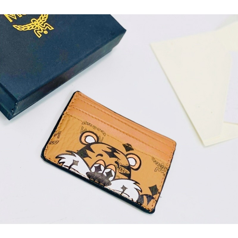 M.C.M card holder - Ví để thẻ siêu mỏng siêu gọn chanh sả full box