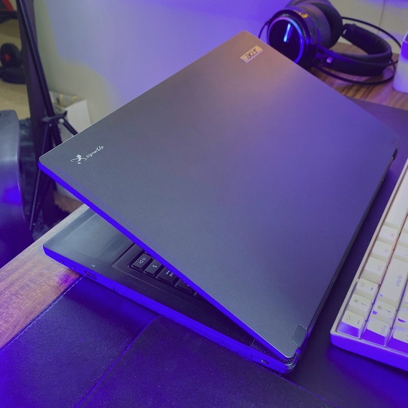 Laptop acer 4750 dùng văn phòng chơi LOL phím ssd mới