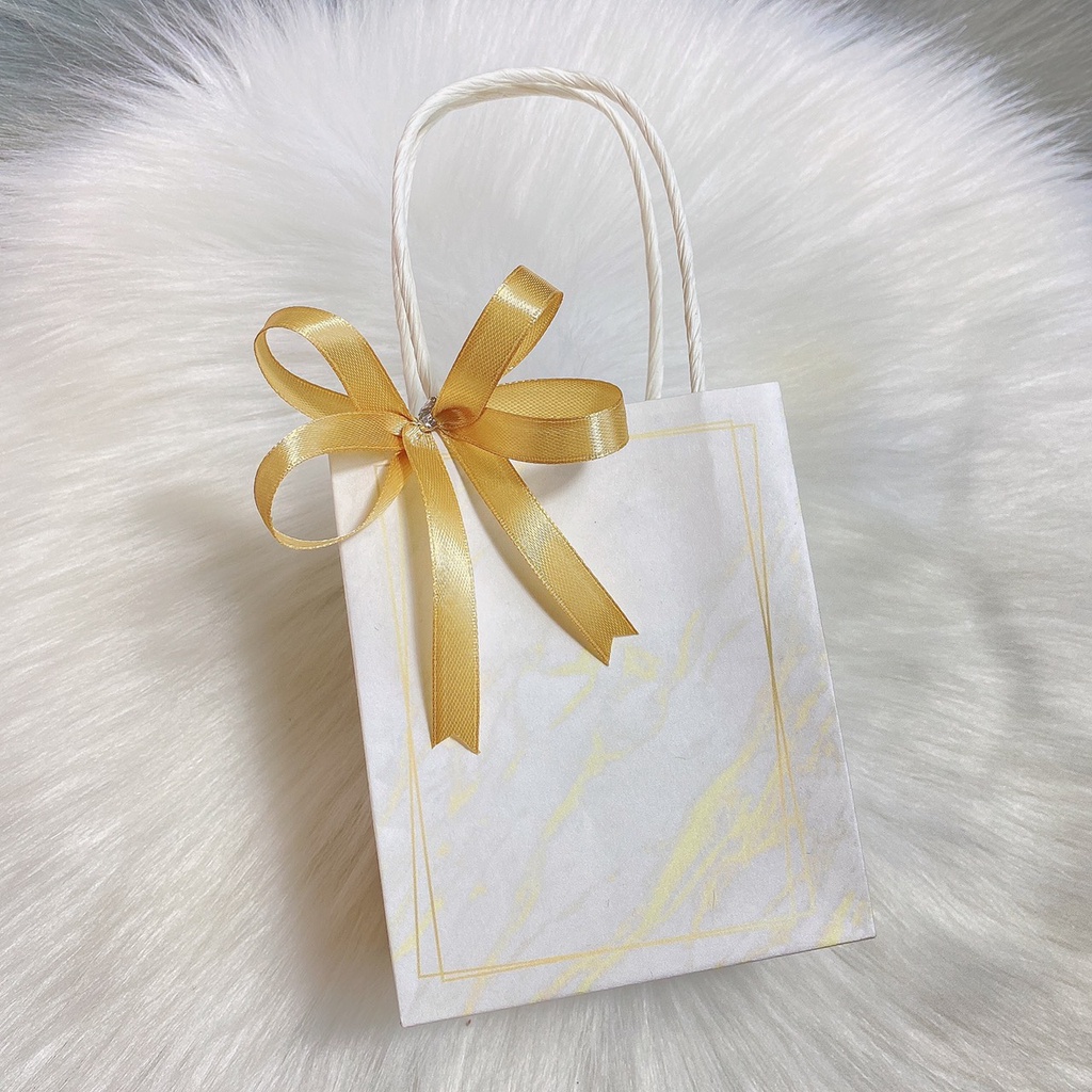 Combo nhiều loại túi giấy theo yêu cầu khách