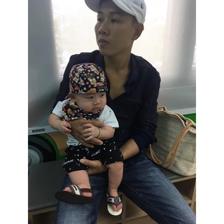 Giày tập đi mềm mại dễ thương cho bé