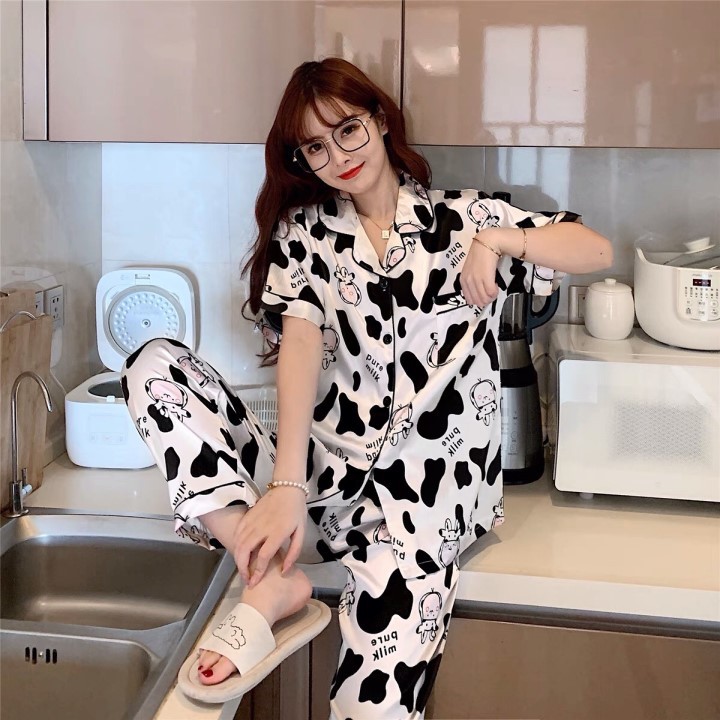 Đồ ngủ nữ, bộ đồ mặc nhà Pijama lụa họa tiết Bò Sữa chất vải trơn nhẹ phù hợp với mùa hè - Shop Bra102.vn B053 | BigBuy360 - bigbuy360.vn