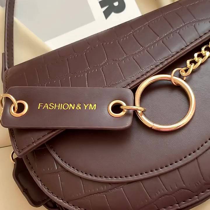 Túi xách nữ đeo vai đeo chéo bán nguyệt Capucha T86 chất da cao cấp mềm mịn