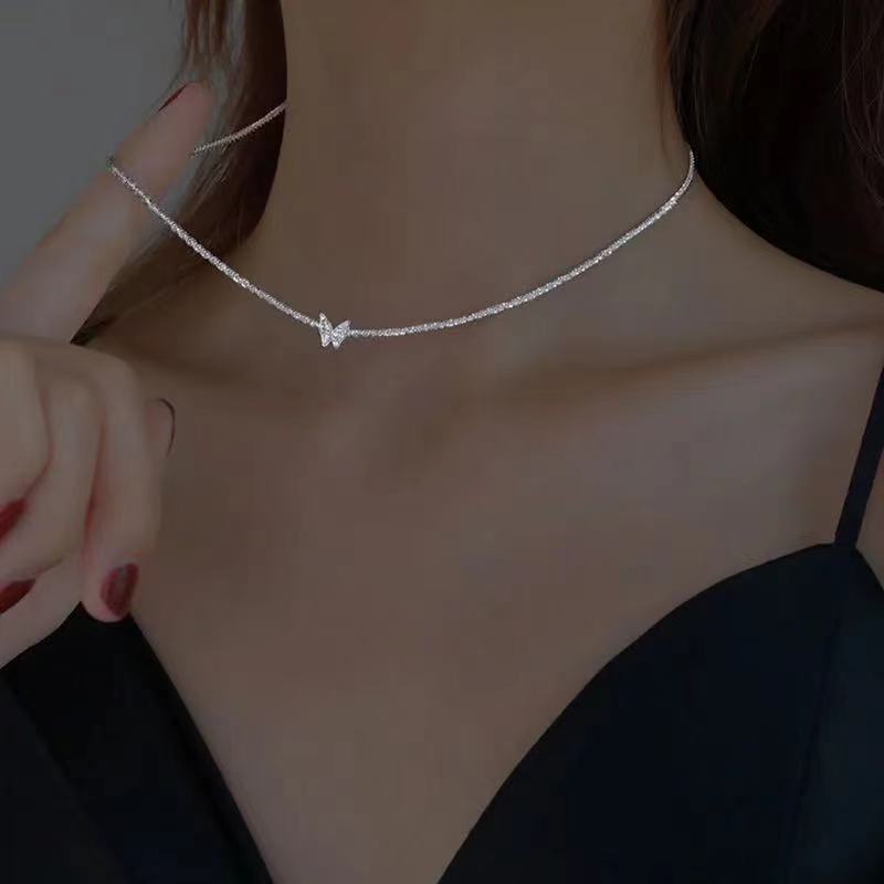 Vòng cổ Trang Trí Hình Bướm Và Bầu Trời Sao Phong Cách Hip Hop Thời Trang X1021