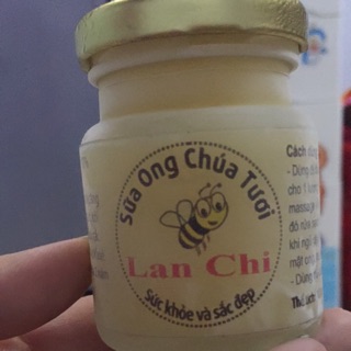 Combo 2 hũ sữa ong chúa