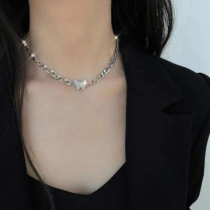 Vòng Cổ Xi Mạ Bạc Mặt Hình Bướm Thanh Lịch Cho Nữ