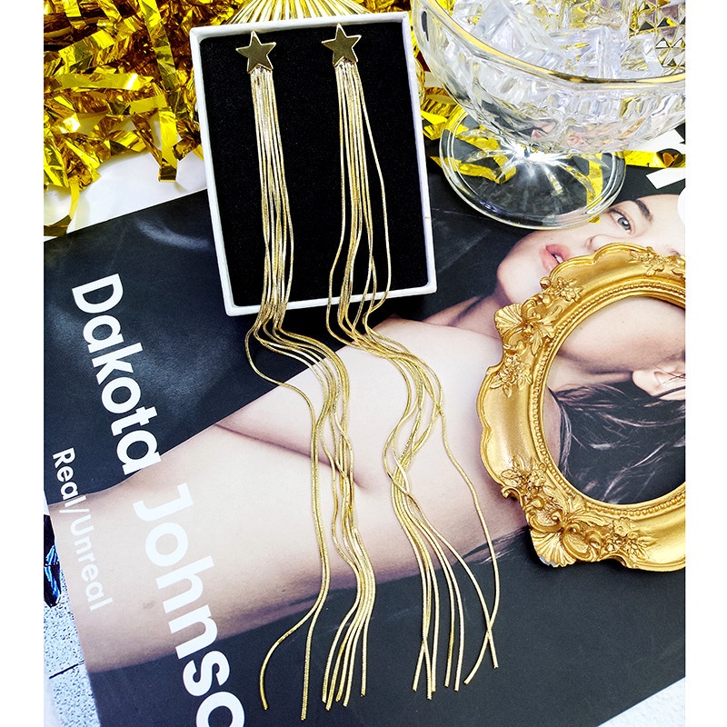 Khuyên Tai Dáng Dài Phối Tua Rua Đơn Giản Phong Cách Hàn Quốc