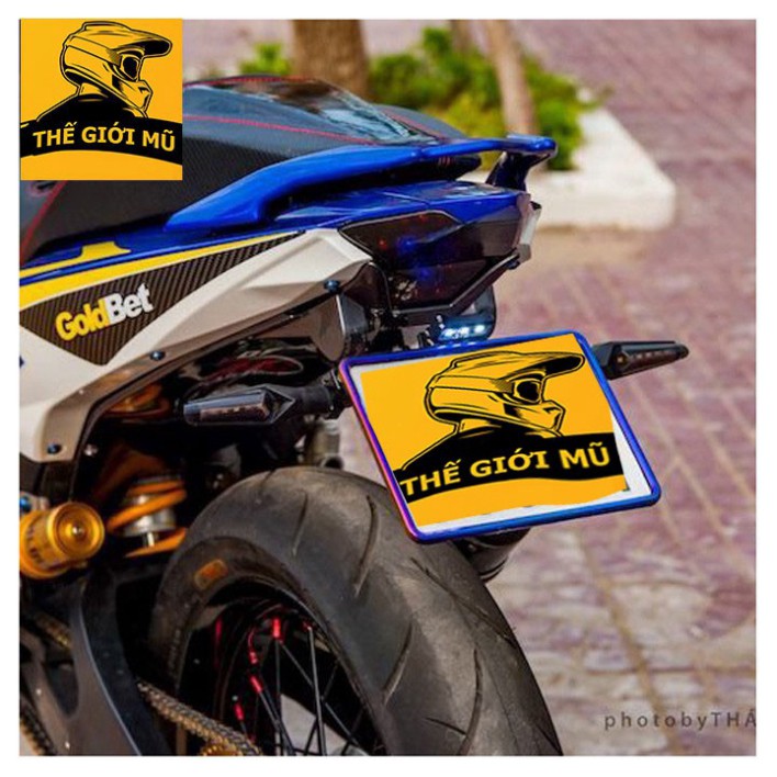Khung biển số xe máy Titan 7 màu, trang trí xe máy cho mọi loại xe