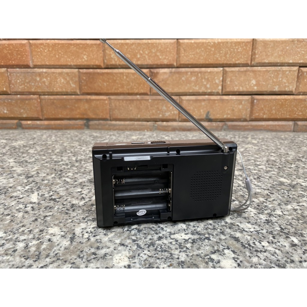 Đài FM RADIO SONY SW-525U- hàng chính hãng BH 12 tháng