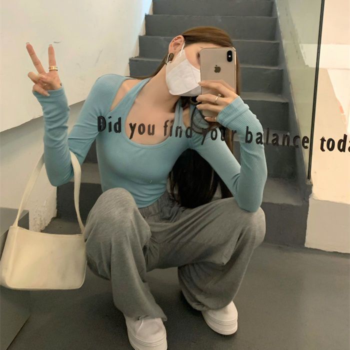 Áo COZOKC dài tay ôm dáng hở lưng quyến rũ phong cách Hồng Kông thời trang