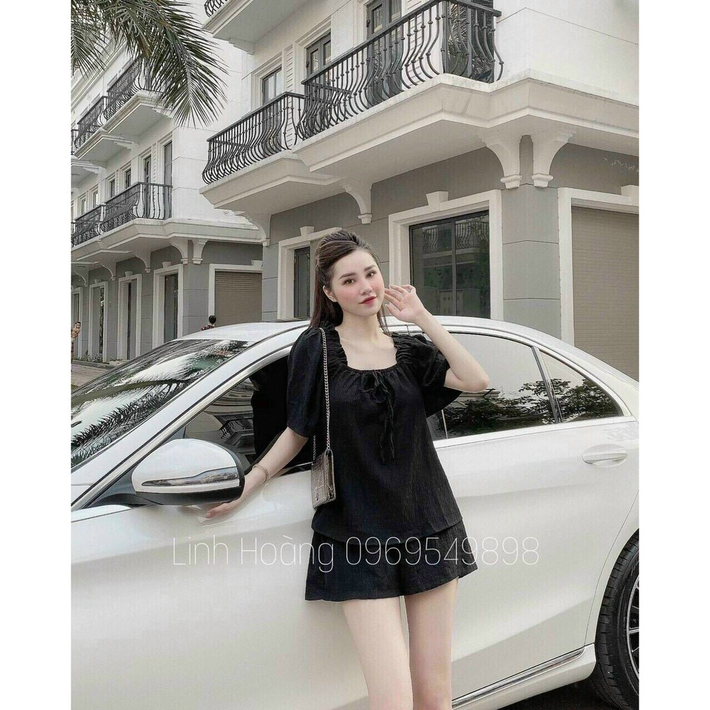Set bộ áo cổ nhún và quàn ngắn xinh xắn