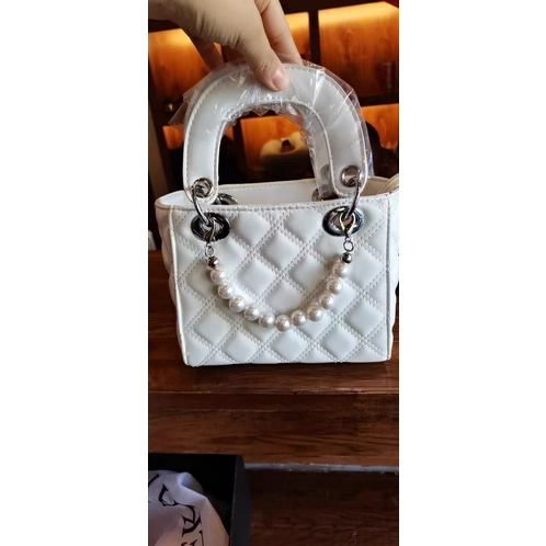 Túi đeo chéo trần trám CeeKay, túi xách cho nữ mix dây ngọc, quai tròn sang trọng hottrend 2022