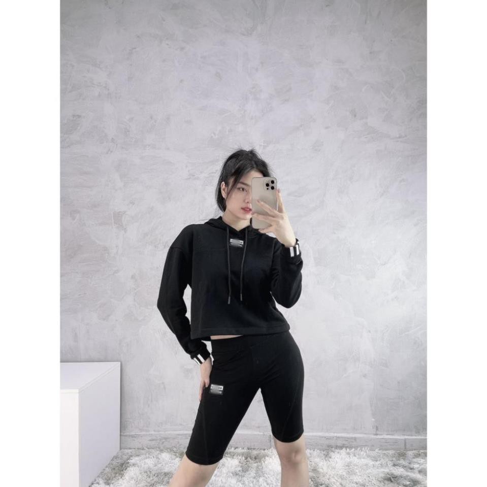CBS R.Y.V  [HÌNH MẪU SHOP CHỤP] Legging đùi thun đen, Legging đùi lưng cao
