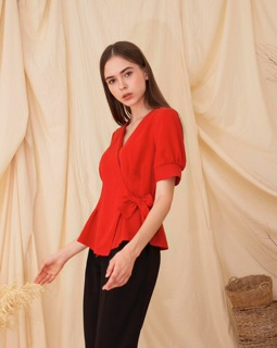 Áo tay phồng nơ eo thiết kế