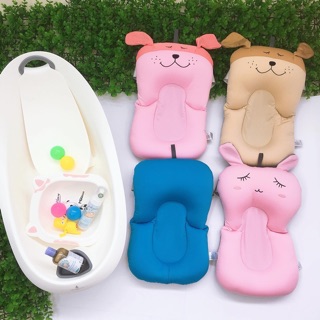 Phao tắm đỡ lưng cho bé yêu