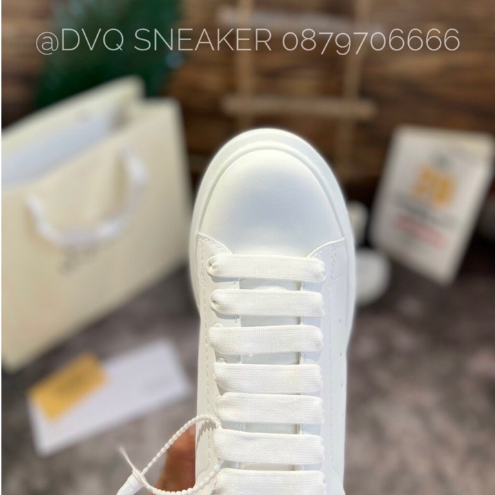 Giày Thể Thao Độn Đế MC Queen Gót Đen Màu Trắng nâng chiều cao nam nữ