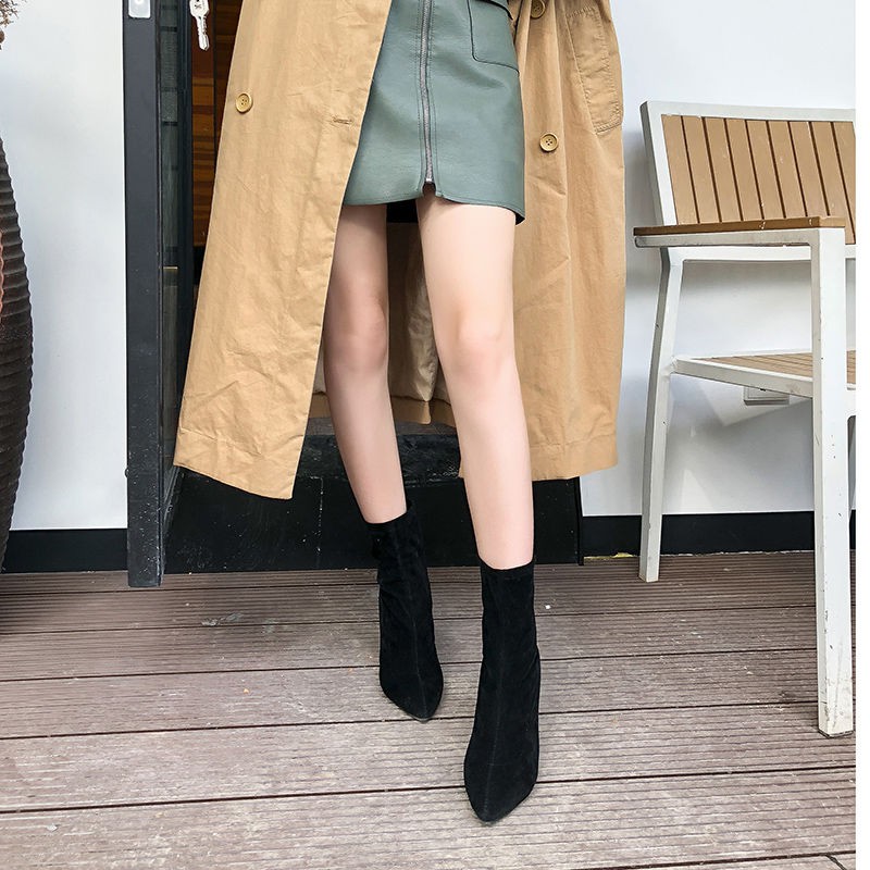 Giày bốt cao gót phong cách Hàn Quốc trẻ trung cho nữ