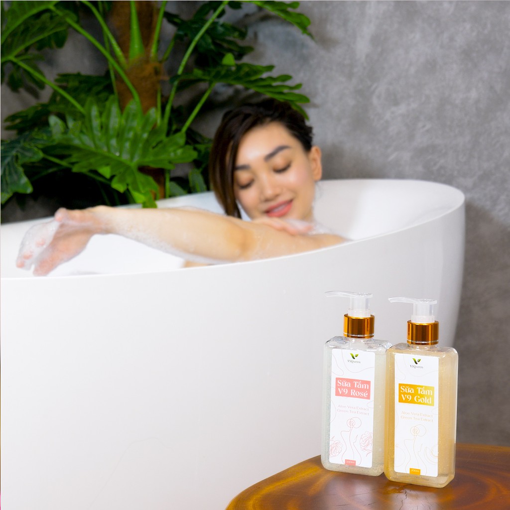 [BỘ ĐÔI] Sữa Tắm Trắng Da, Hương Nước Hoa Quyến Rũ (V9 Gold + V9 Rosé) 200ml/Chai | BigBuy360 - bigbuy360.vn