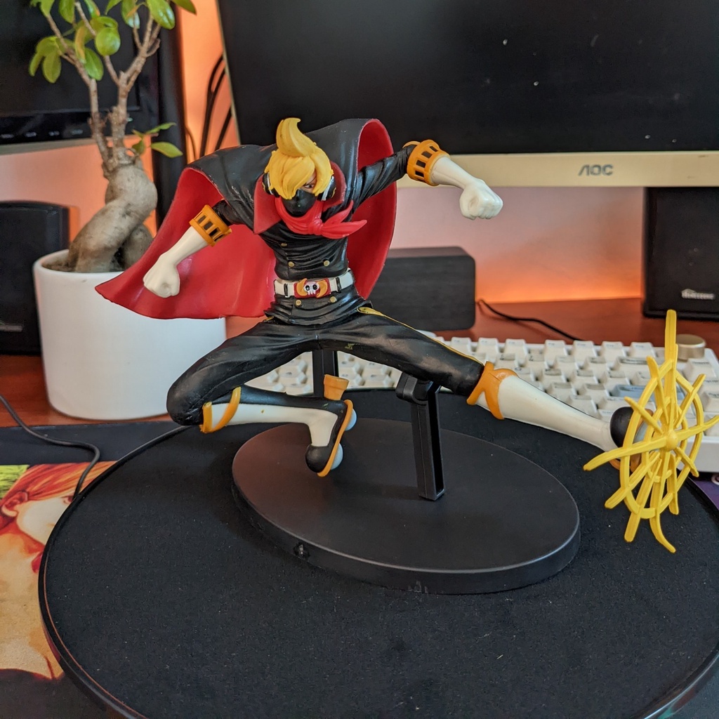 Mô hình Vinsmoke Sanji trong bộ đồ hắc ẩn cao 17 cm - Mô hình figure One piece