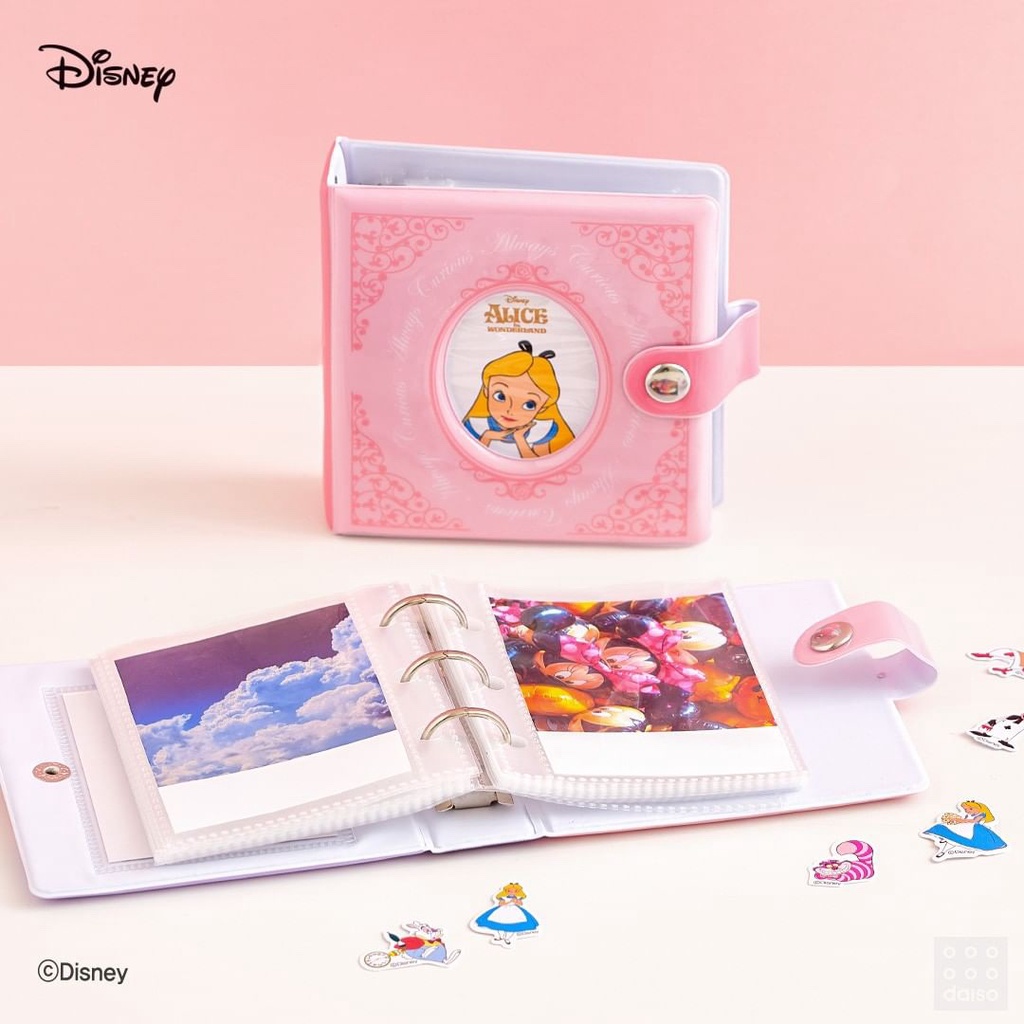 DAISO Collect Book  Sách sưu tầm ảnh 3 lỗ hình nhân vật Disney Alice  màu đen/hồng