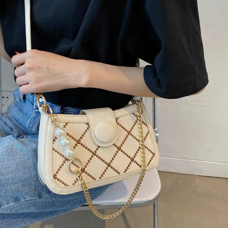 Túi xách đeo chéo nữ giá rẻ đẹp đi chơi phong cách thời trang hàn quốc dễ thương cute DC371