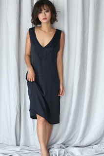 Váy ngủ lụa chất đẹp - Xả hàng thanh lý 100k