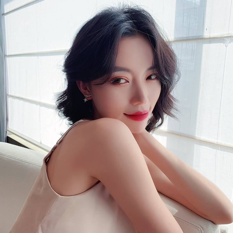 Đôi Bông Tai Hình Ngôi Sao Đính Đá Thời Trang Cho Nữ