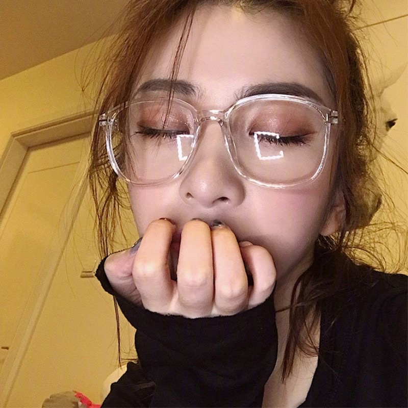 (KIQI-FASHION) COD Kính Gọng Vuông Trong Suốt Chống Ánh Sáng Xanh Thời Trang Cho Nam Nữ