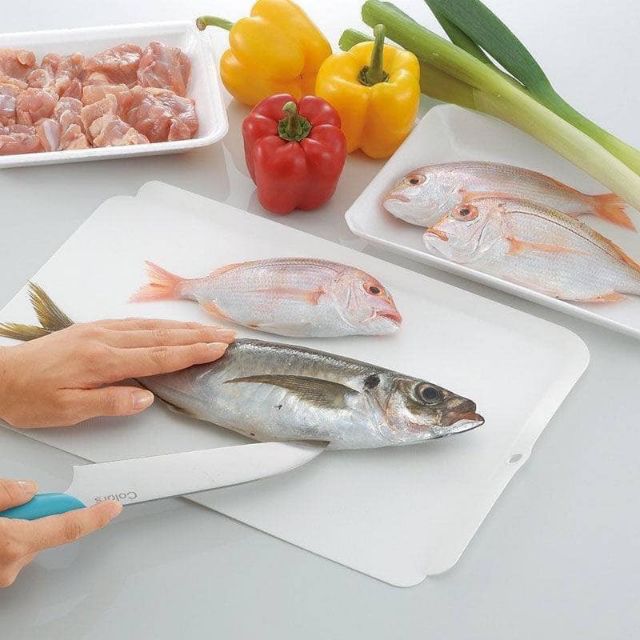 Thớt nhựa dẻo (4 màu),,,