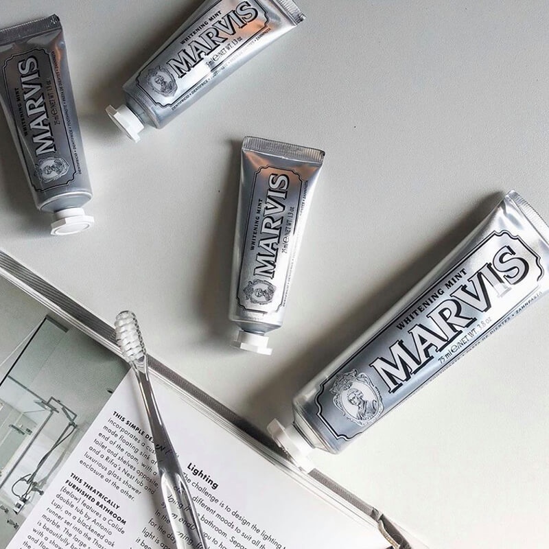Kem Đánh Răng Marvis cao cấp của Ý giúp sáng răng sạch mảng bám với 7 mùi hương cực kì lôi cuốn 85ml