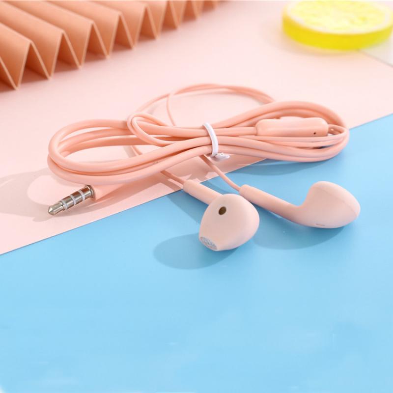 Wired in-ear earphone， high-quality earbuds