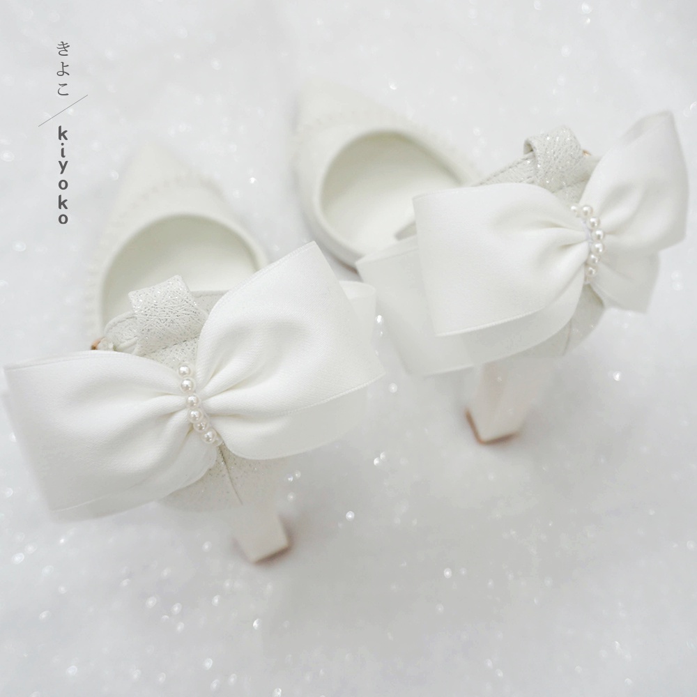 Giày cưới cao cấp Kiyoko đính viền baby và nơ xinh xắn | gót vuông 10cm