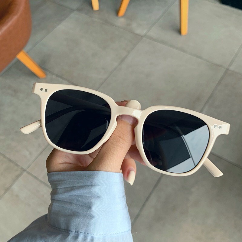 Kính râm hai chấm ngang gọng nhỏ nhiều màu chống tia UV và bức xạ hottrend mix mat cùng ouffit cực đỉnh LUMINA 243