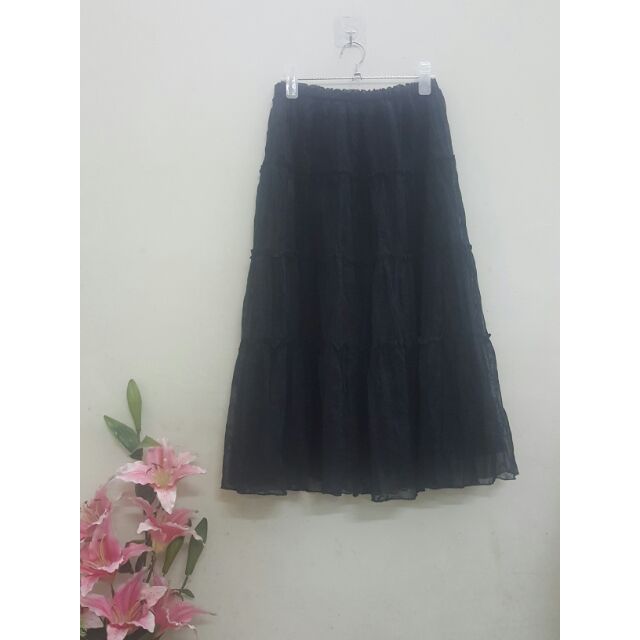 CHÂN VÁY VOAN THÊU