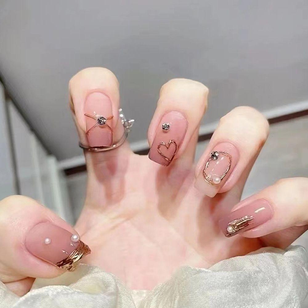 Bộ 24 Móng Tay Giả Dạng Nhấn Họa Tiết Bướm Hồng Trái Tim Tình Yêu Màu Trắng Hồng