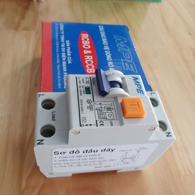 CB chống giật quá tải MPE 40A 32A Aptomat chống giật Cầu dao chống rò dòng RCBO30/232