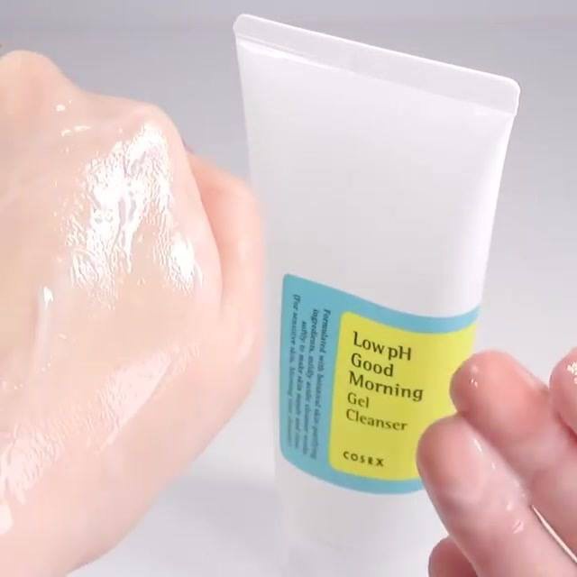 Sữa Rửa Mặt Dạng Gel Cosrx Low pH Good Morning Gel Cleanser