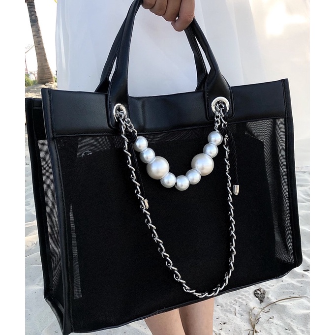 DOWNTOWN SHOPPER SAMPLE
