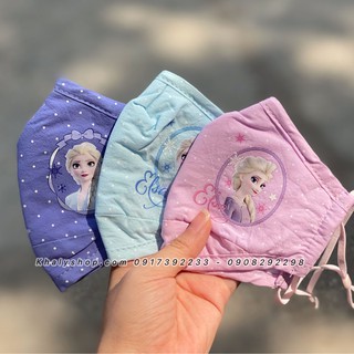 Set 3 khẩu trang vải Disney trẻ em hình công chúa Elsa chấm bi ( Frozen ) 3 màu cho bé gái 3 - 8 tuổi - 57NDWF94771