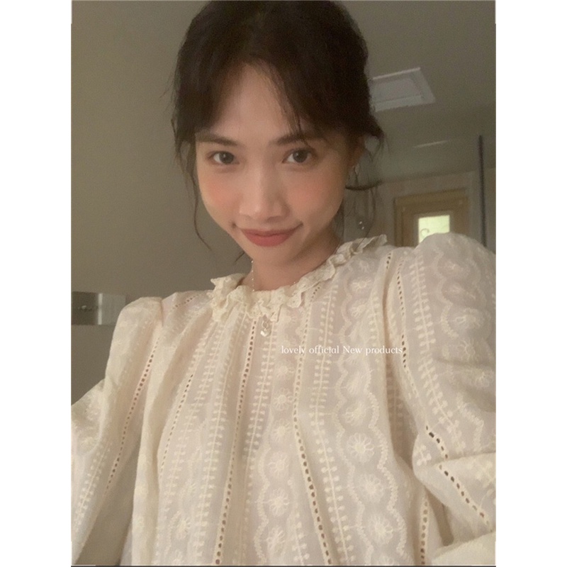 Áo Nữ Tay Dài Cổ Tròn Phối Ren Phong Cách Hàn Quốc