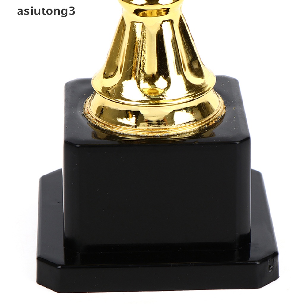 Cúp đồ chơi bằng nhựa thiết kế sang trọng cho bé