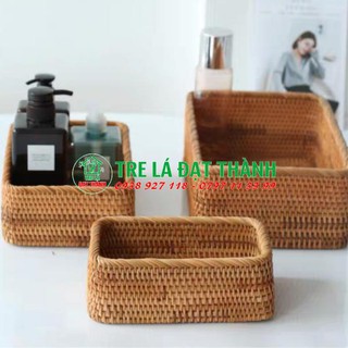 Khay đưng móc khóa , remost, vớ và khăn bằng mây hình chữ nhật