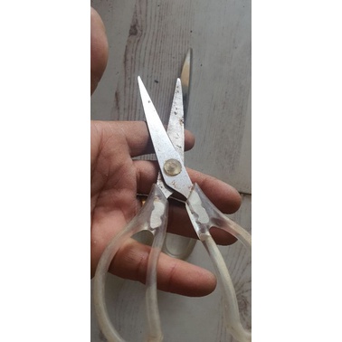 Kéo thủ công hàng nhật bãi , lưỡi rất bén