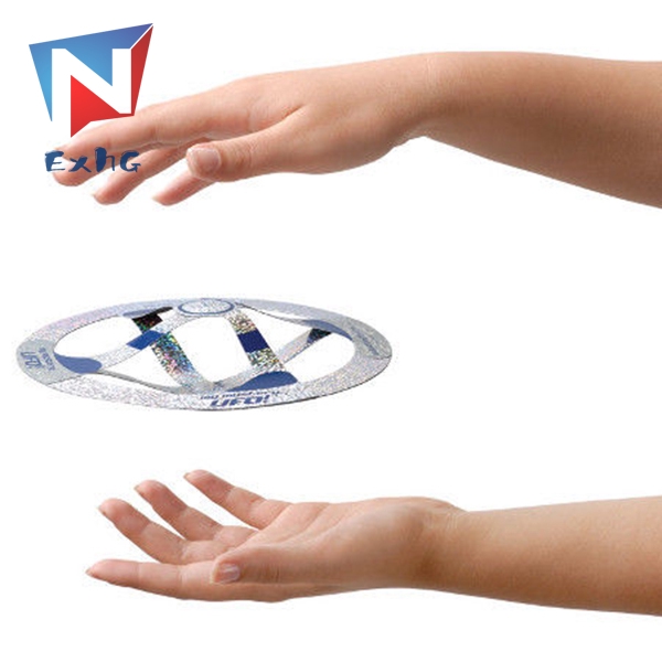 Đĩa Bay Ufo Làm Ảo Thuật