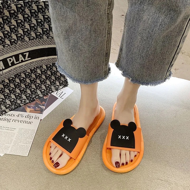 Dép quai ngang hình gấu đi trong nhà cute dễ thương Unisex.