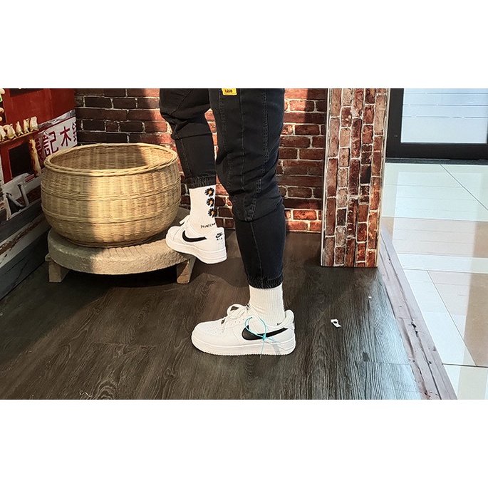 Vớ Hoa Cúc cao cổ Hàn Quốc Unisex  phong cách thể thao, đường phố.