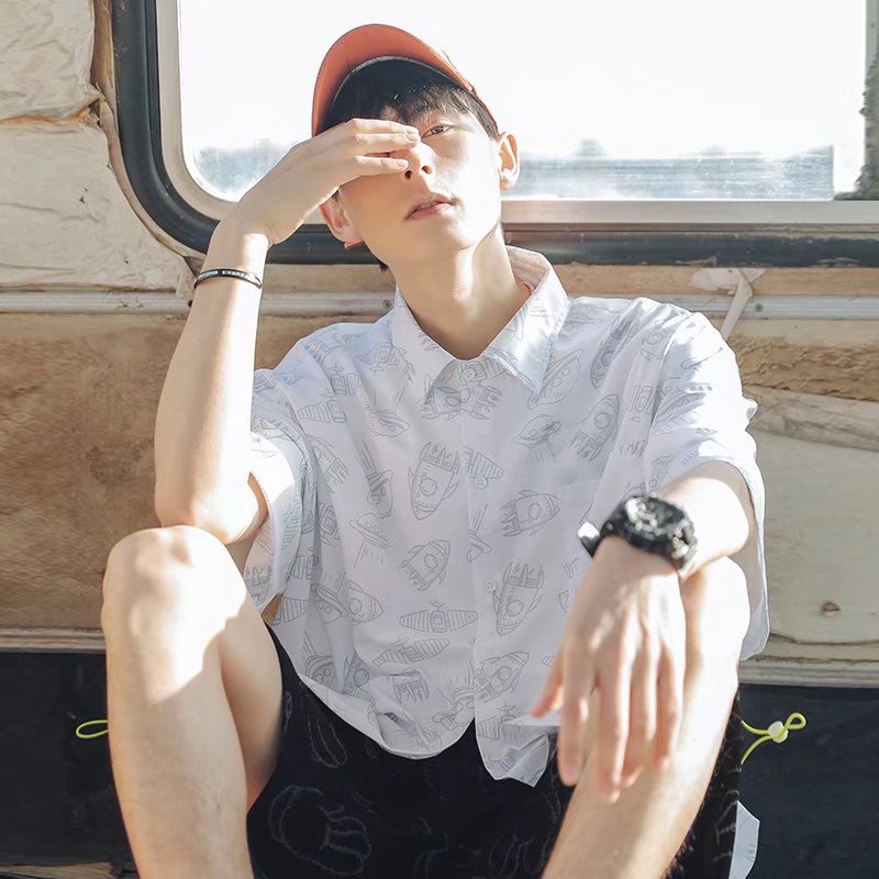 áo sơ mi nam unisex áo sơ mi cộc tay nam lụa trẻ tuổi áo form rộng tiếng Nhật áo đôi nam nữ thời trang retro áo khoác sơ mi nam