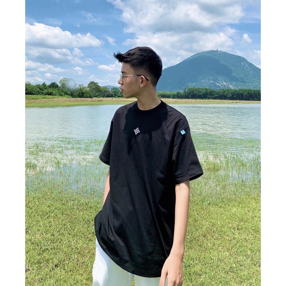Áo thun Tee Levents XL Logo Áo thun tay lỡ nam nữ logo XL màu đen chữ trắng chất cotton cao cấp